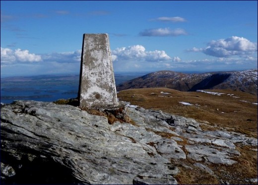 Beinn Bhreac summit and Loch Lomond
